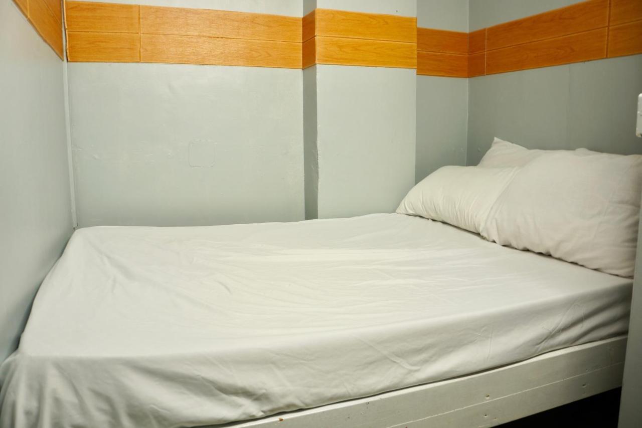 E Transient Hostel Paranaque City Exterior foto